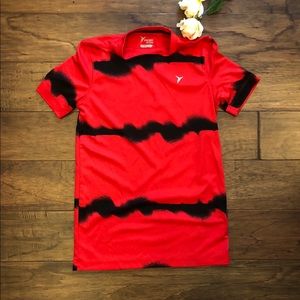 Old Navy Boys Active T Shirt. Size L.